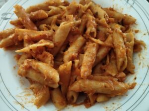 MACARRONES CON ATÚN